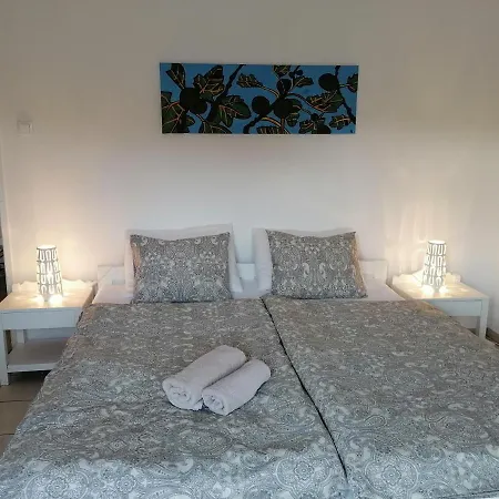 2 Punta باكوشتاني